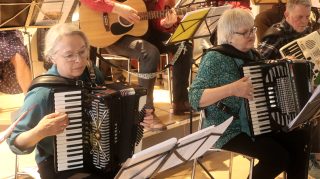 Birthe, Ruth 17-04-26 Århusfolkemusikhus